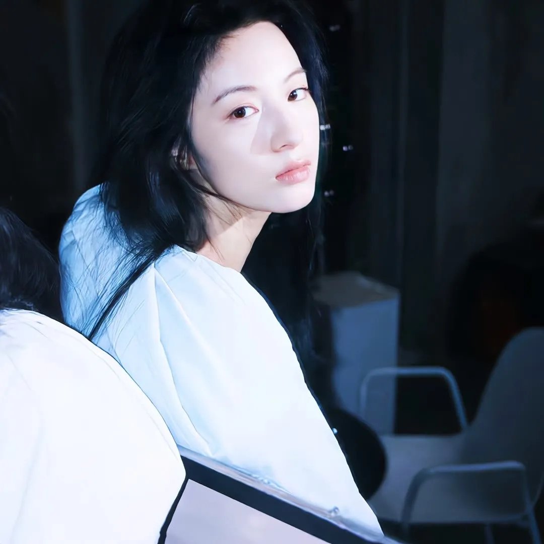 请和这个没用的我谈恋爱